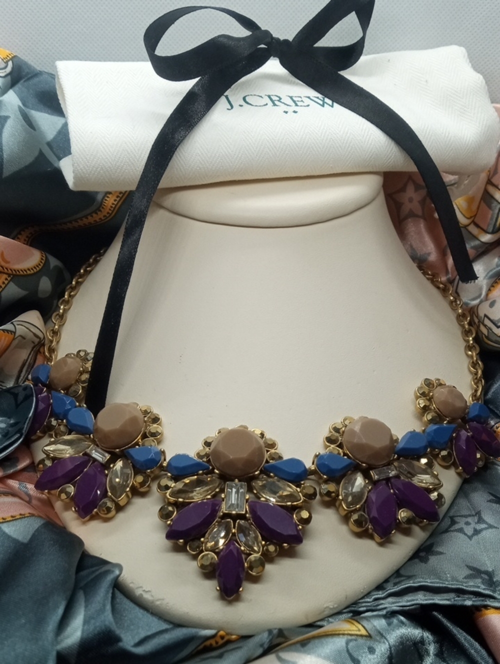 J.CREW FLEURAL STATEMEN NECKLACE